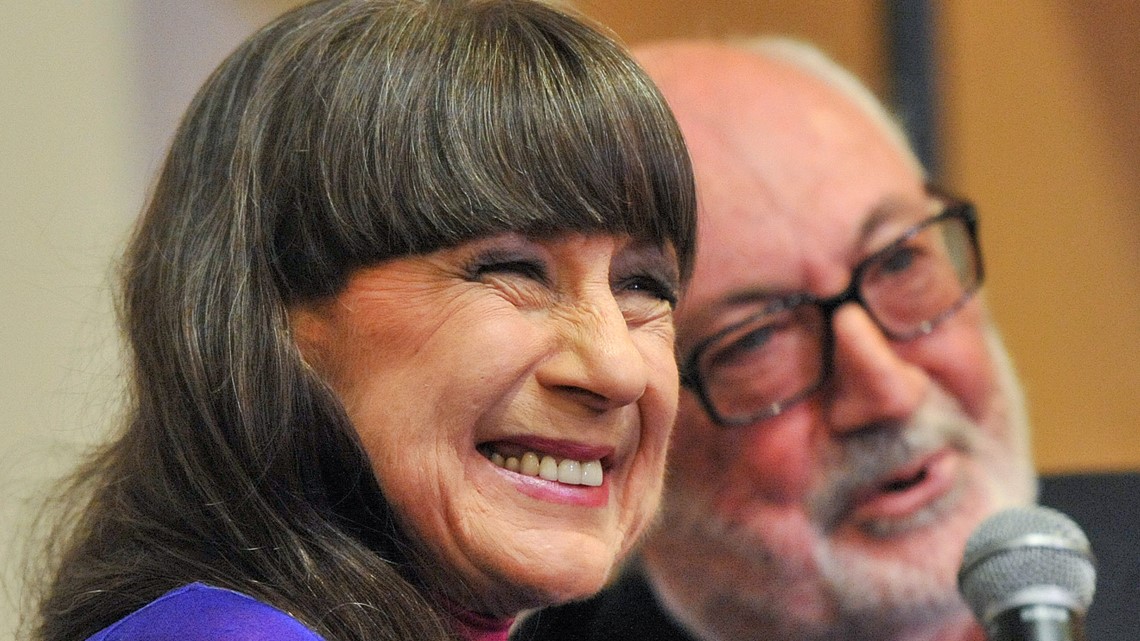 Australian folk music icon Judith Durham dies at 79 - Vimarsana News