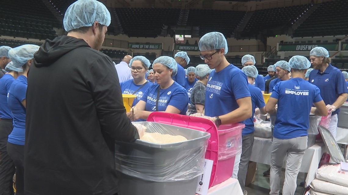 Feeding Tampa Bay packs 270K meals for 9/11 anniversary - Vimarsana News