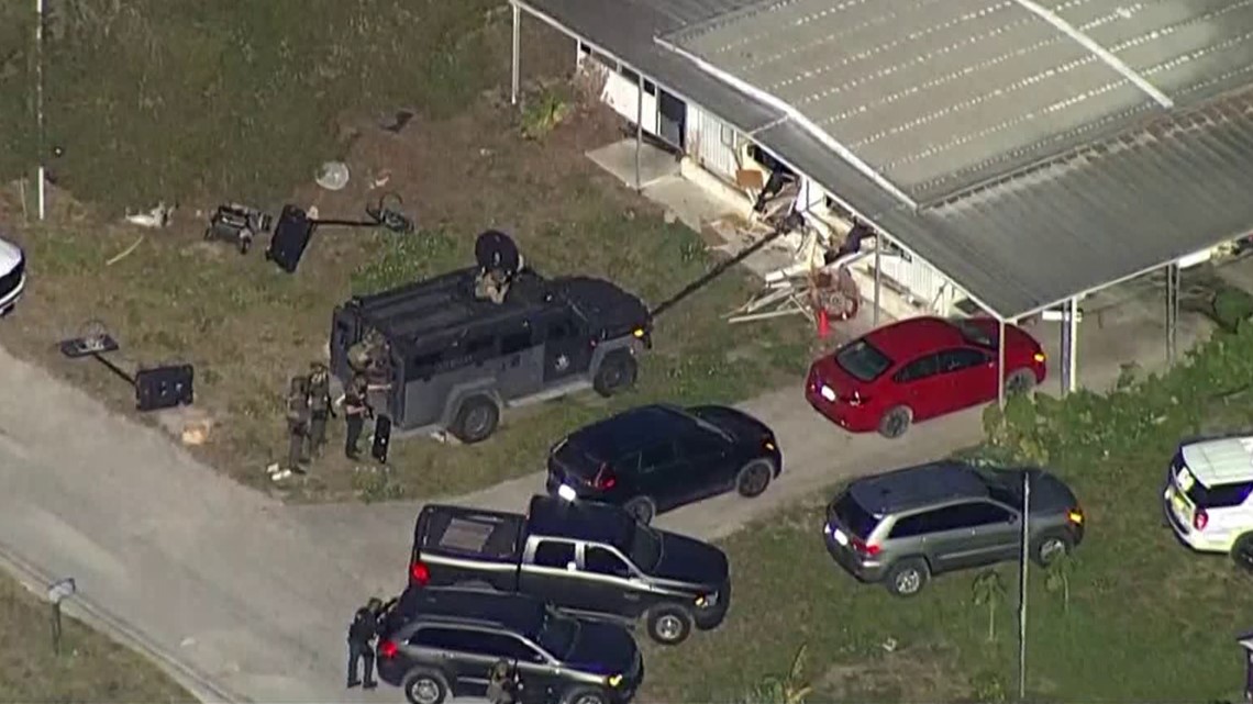 Pasco deputies return fire during search warrant - Vimarsana News