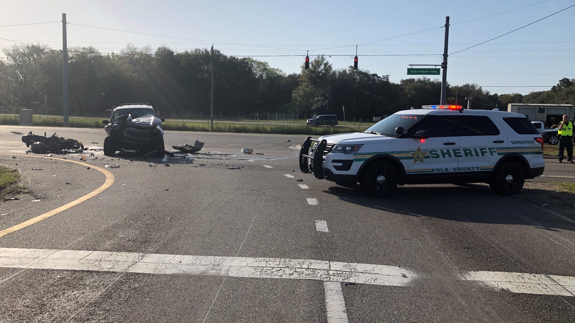 Motorcyclist dies in crash in unincorporated Lakeland | wtsp.com