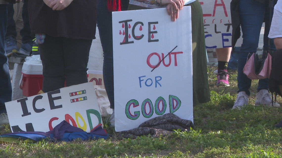 Anti-ICE protests grow nationwide after Minneapolis ICE agent kills woman; Tampa Bay rallies swell