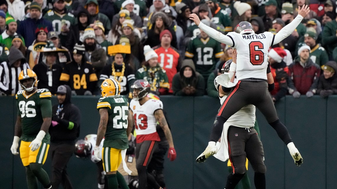 Mayfield throws for 381 yards, 4 TDs as Bucs beat Packers 34-20 | wtsp.com