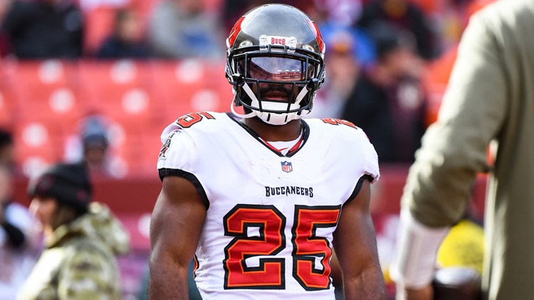 Buccaneers To Sign Giovani Bernard