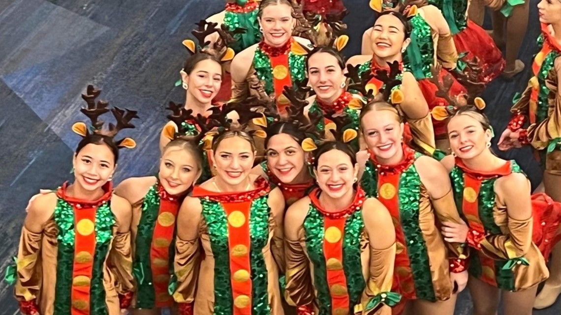 Tampa high school dancers perform in Macy's Thanksgiving Parade - Vimarsana News