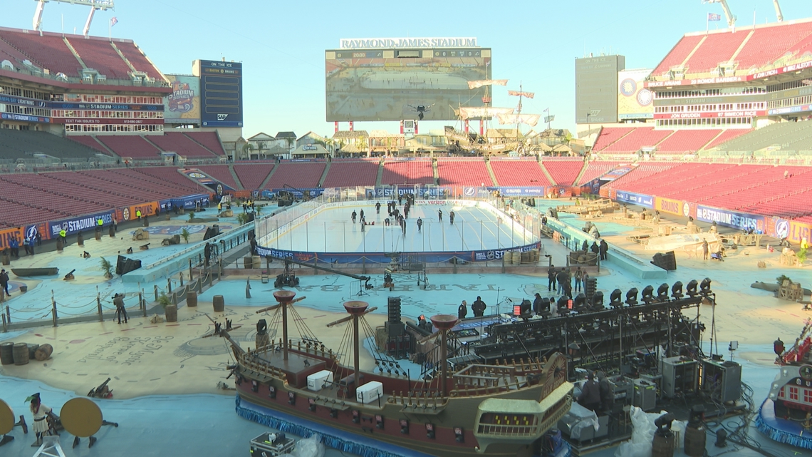 Fans and country music artist Tim McGraw make history as Lightning beat Bruins, 6-5 outdoors in Tampa