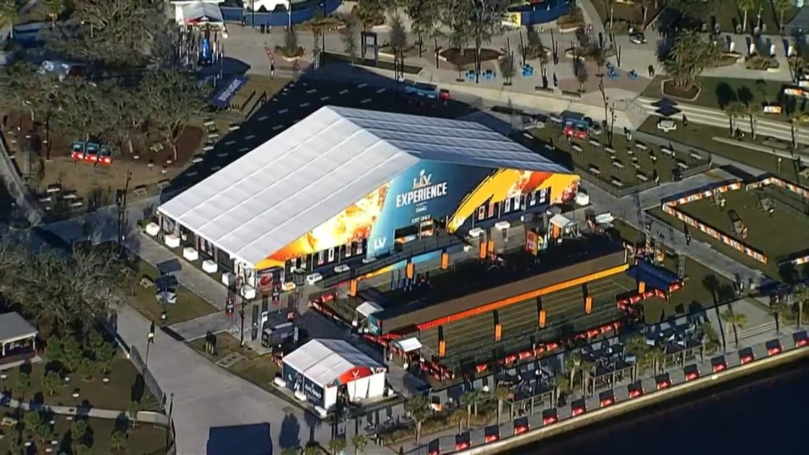 When is the Super Bowl Experience open in Tampa?