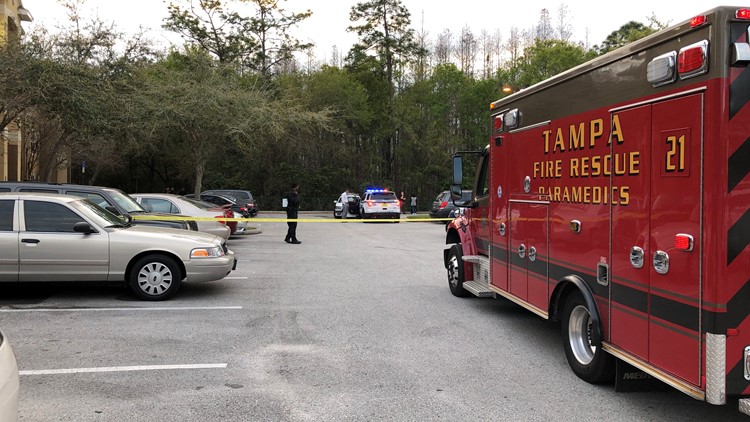 2 people reported dead at Tampa apartment complex