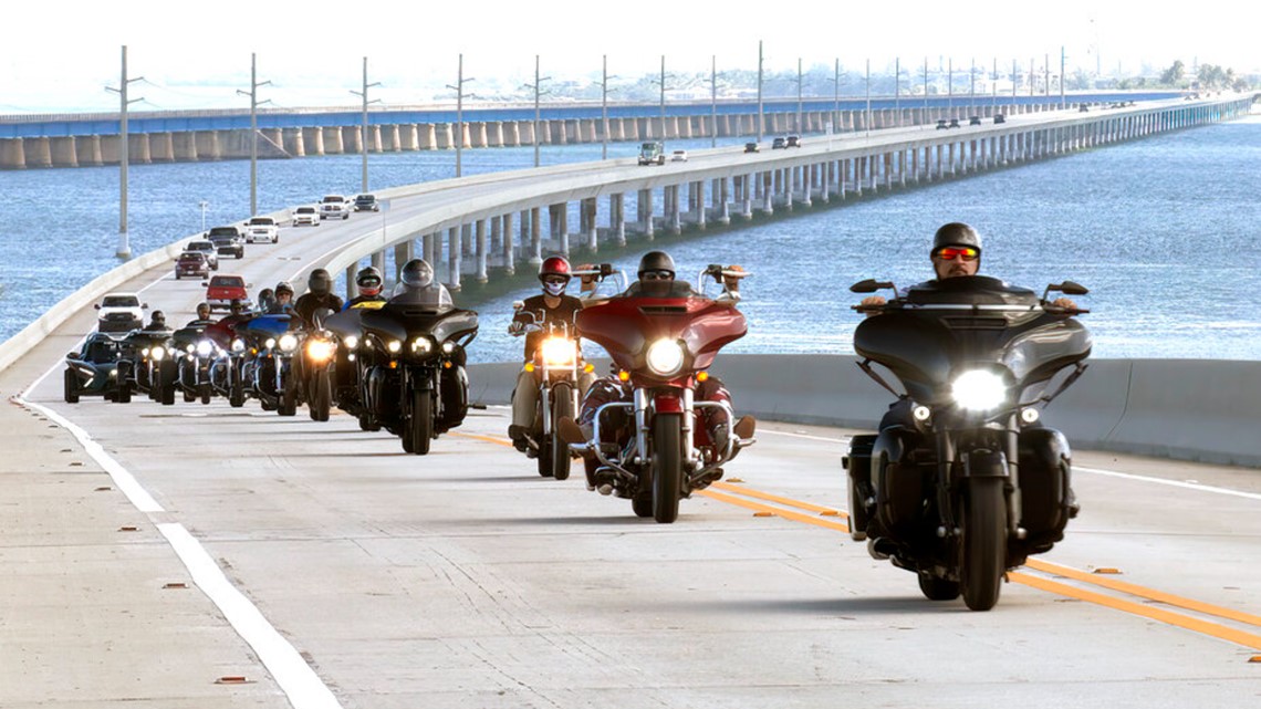 Wounded veterans ride motorcycles across the Seven Mile Bridge - Vimarsana News