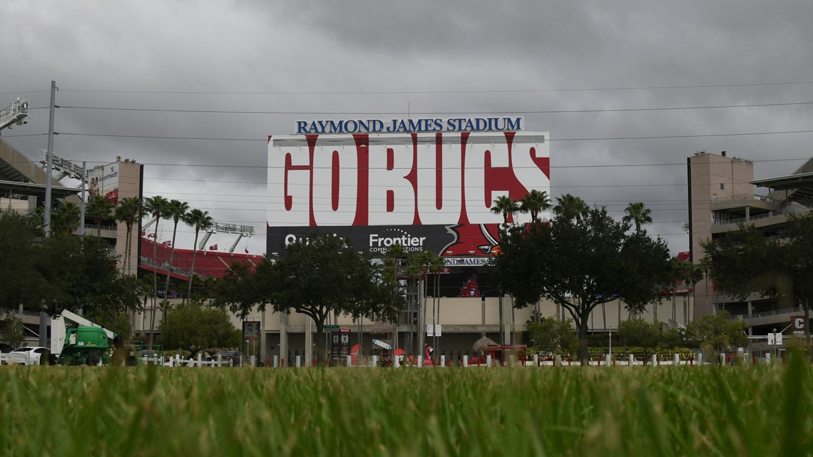 PARKING: Tampa Bay Buccaneers Vs. Philadelphia Eagles, Raymond James  Stadium Parking Lots, Tampa, 25 September