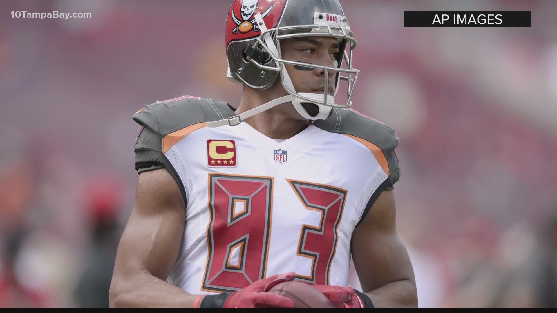 The former team captain and 4th leading receiver in Tampa Bay Buccaneers history was 38 years old.