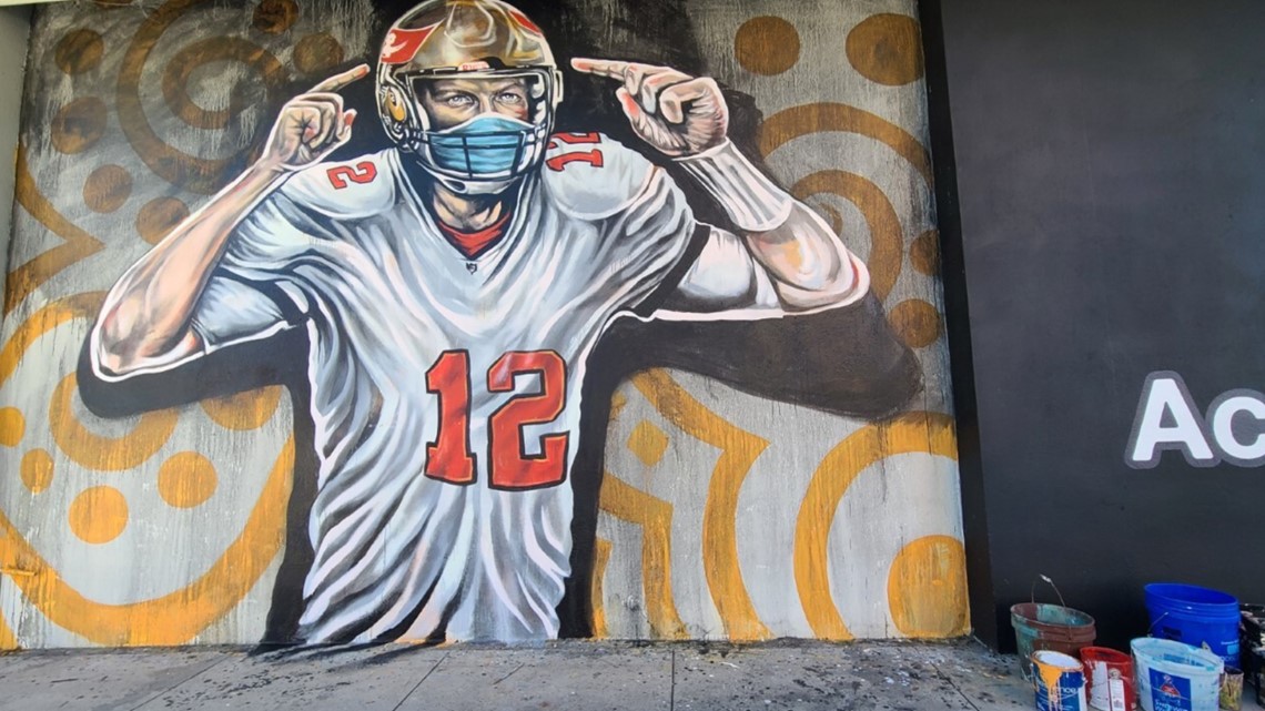 Mural project combining art and Sunday Night Football kicks off in Tampa