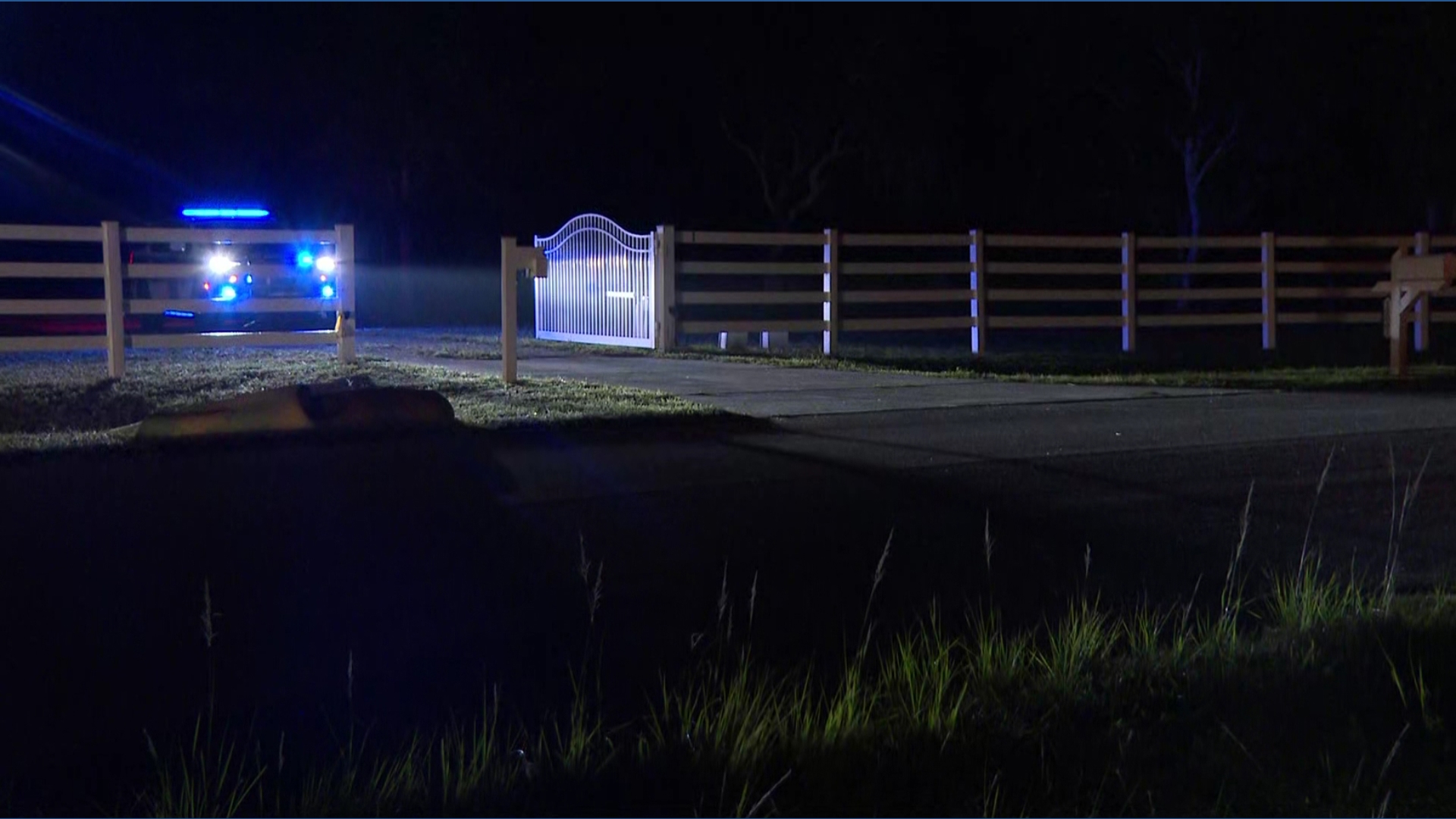 One dead after a Manatee County Mosquito Control helicopter crashes in a field