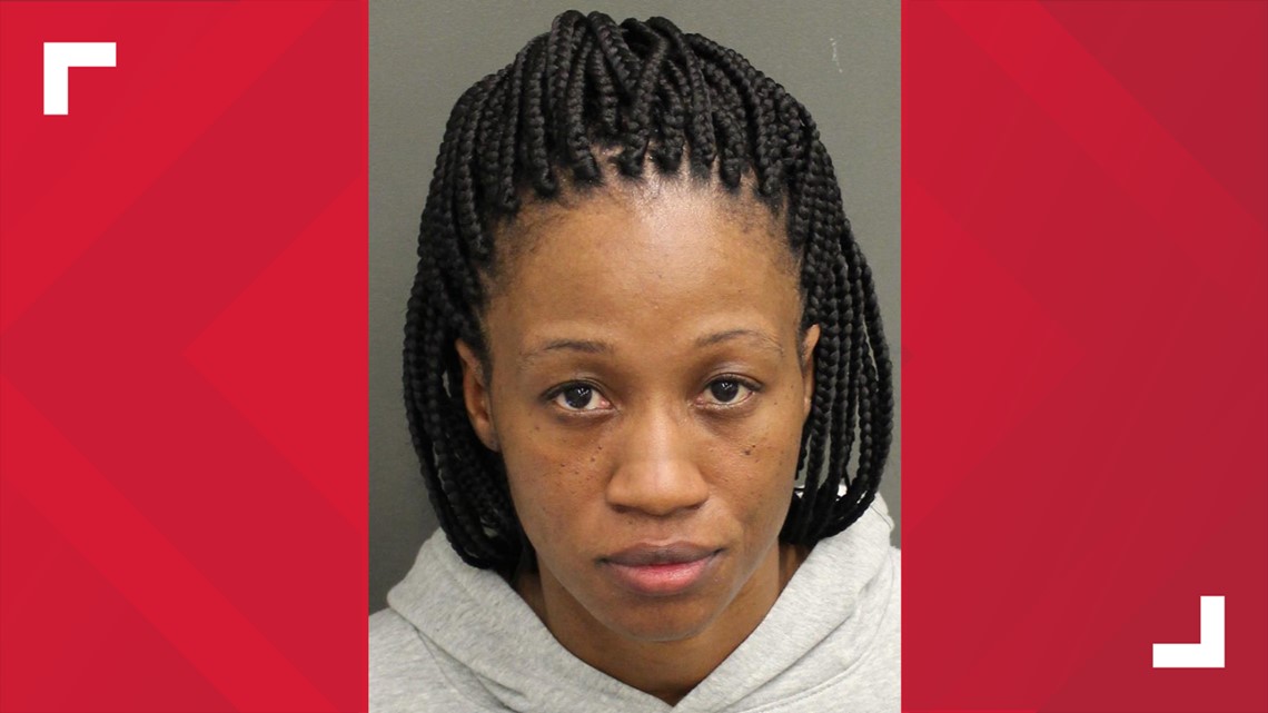 Woman arrested after child left in hot car: Florida deputies | wtsp.com