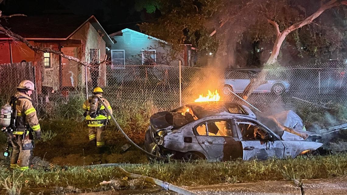 Vehicle on I-275 crashes into ditch before catching fire