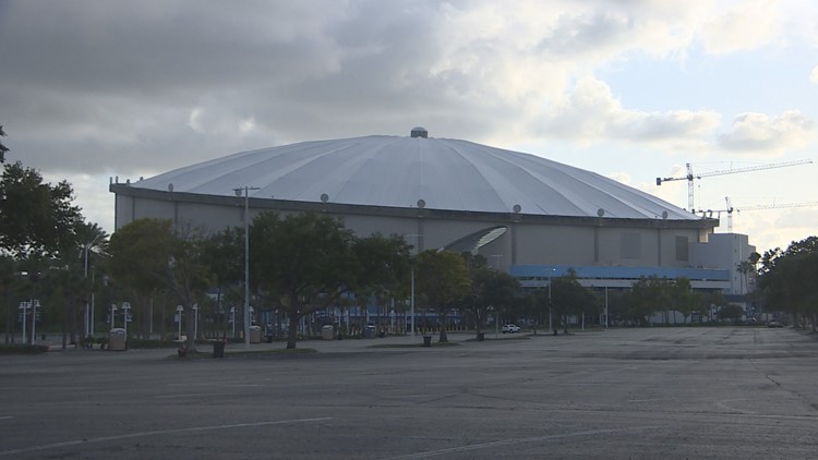 Tampa Bay Rays enter bid to redevelop Tropicana Field site