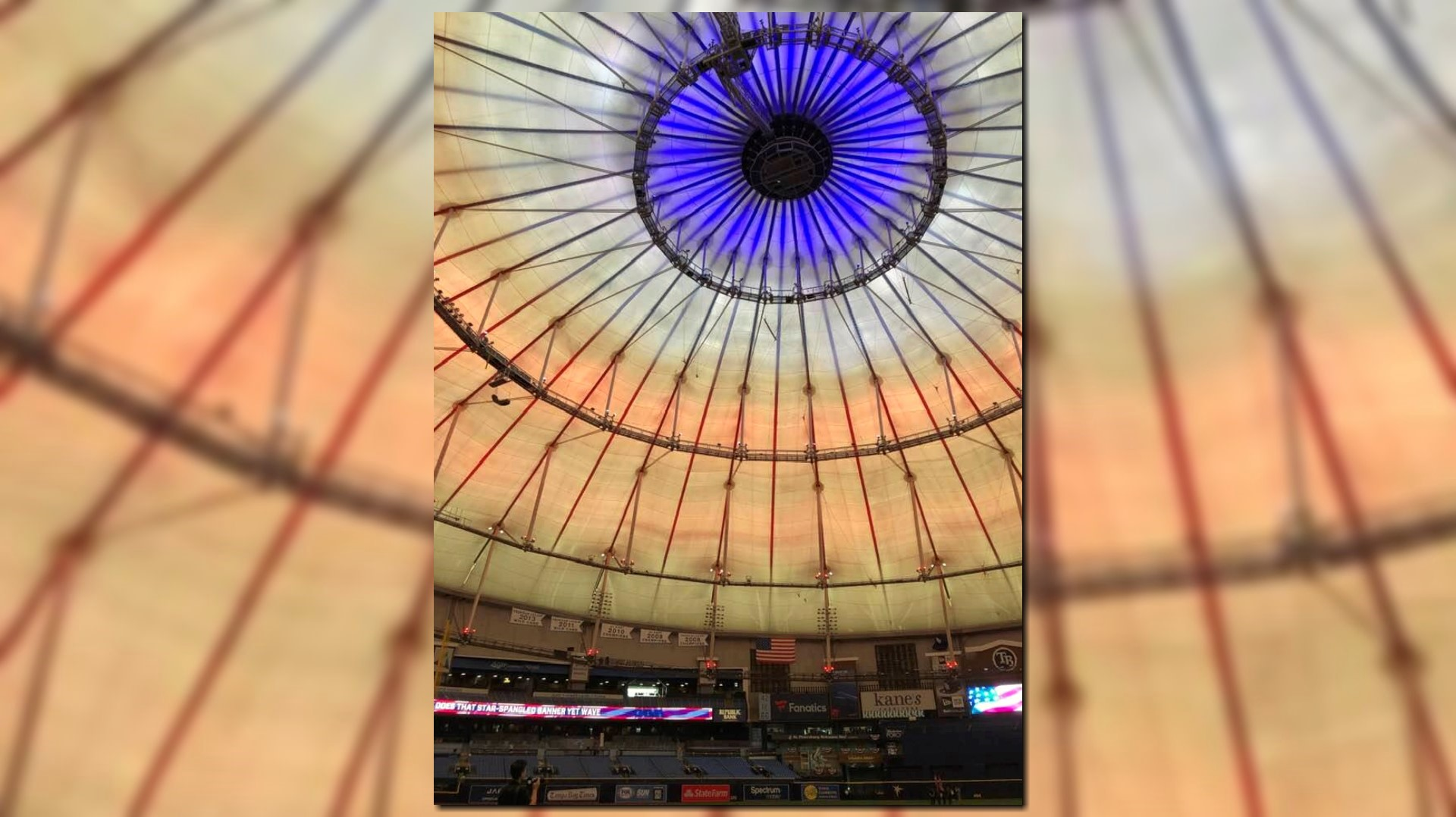 Rays considering blue lights to tint roof in domed stadium