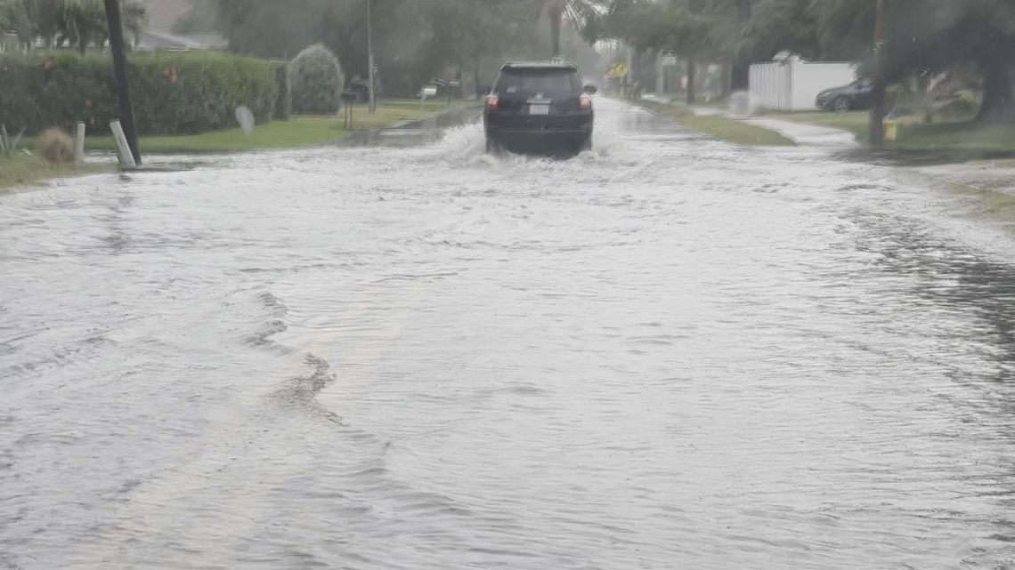 South Tampa neighbors still waiting for flood relief - Vimarsana News