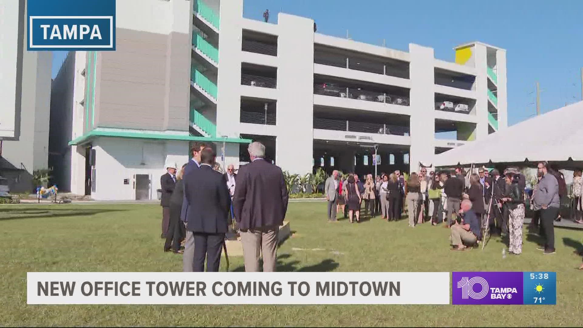 The new building will stand over 200 feet tall and will give tenants a 360-degree view of Tampa Bay.