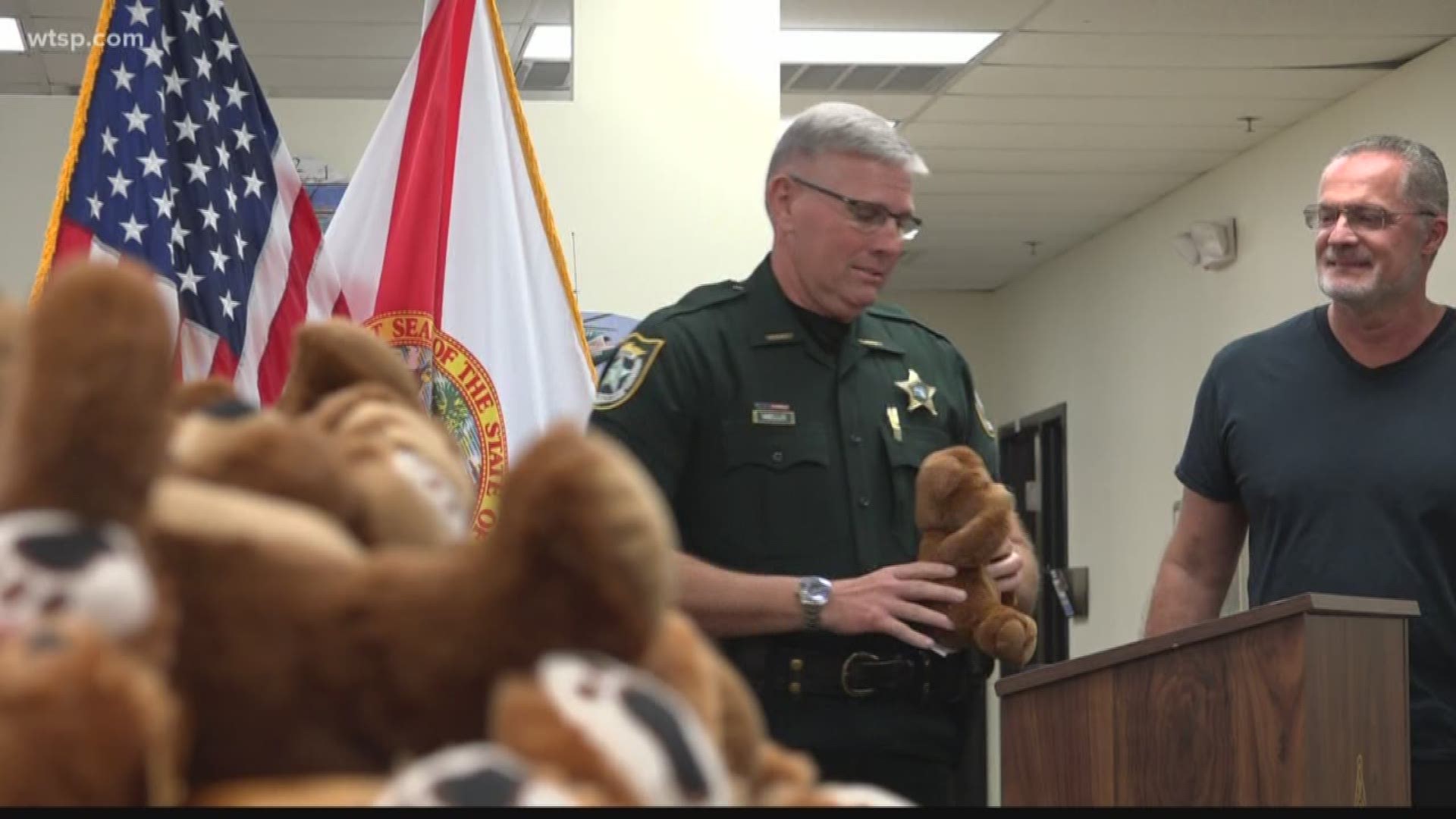 Rod Khleif donated over 600 teddy bears to the Manatee County Sheriff's Office. https://on.wtsp.com/2kNZcTo