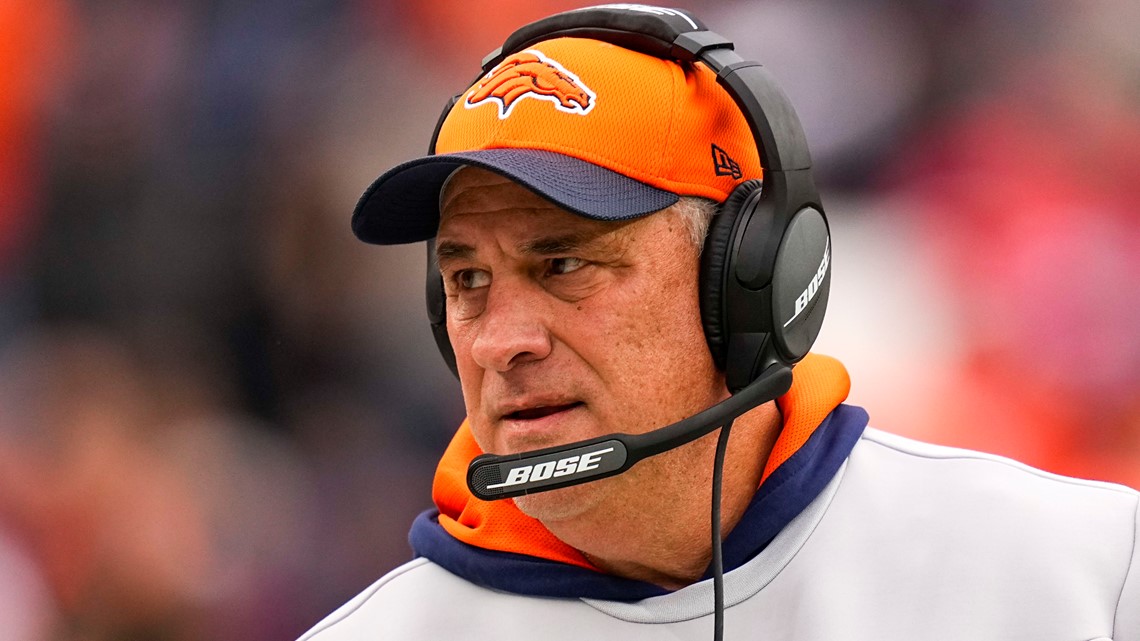 Dolphins have competition for Vic Fangio's services