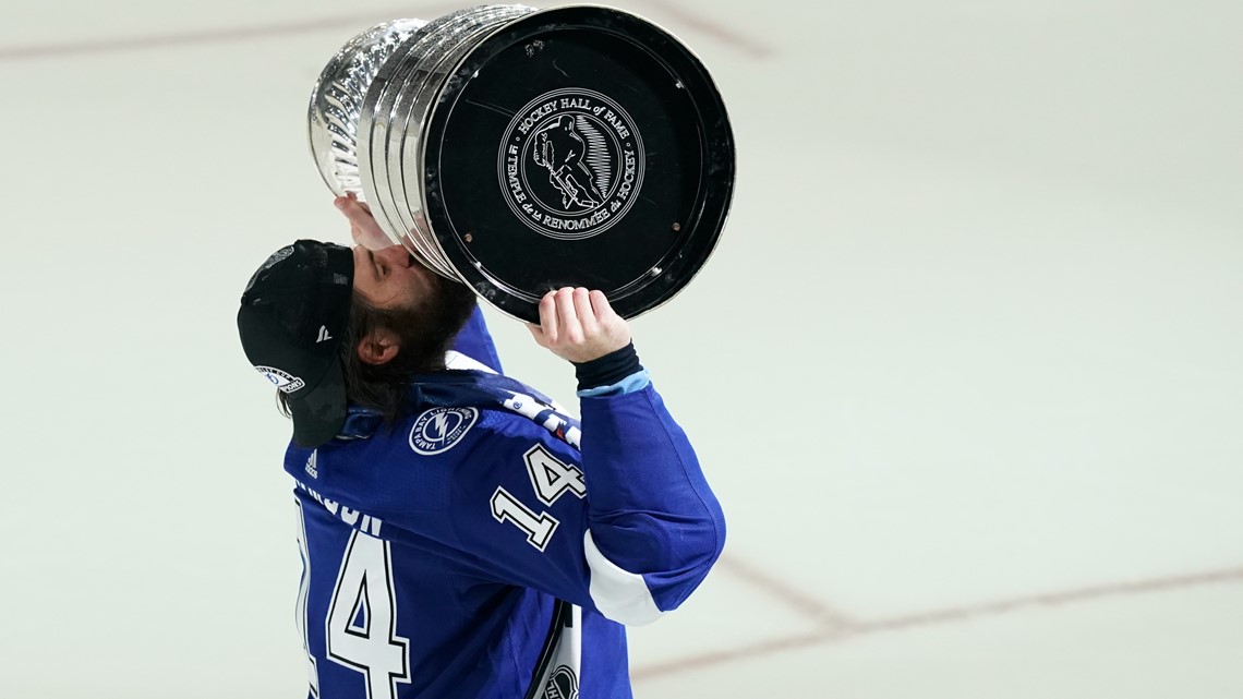 NHL: Pat Maroon owns up to damaging Stanley Cup