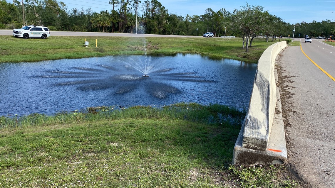 2 teens die after car crashes into pond in North Port