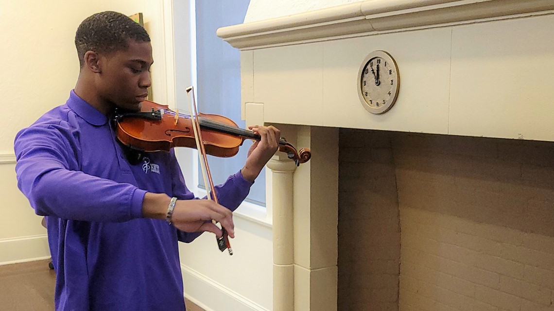 Violin hobby takes Jacksonville student to Carnegie Hall - Vimarsana News