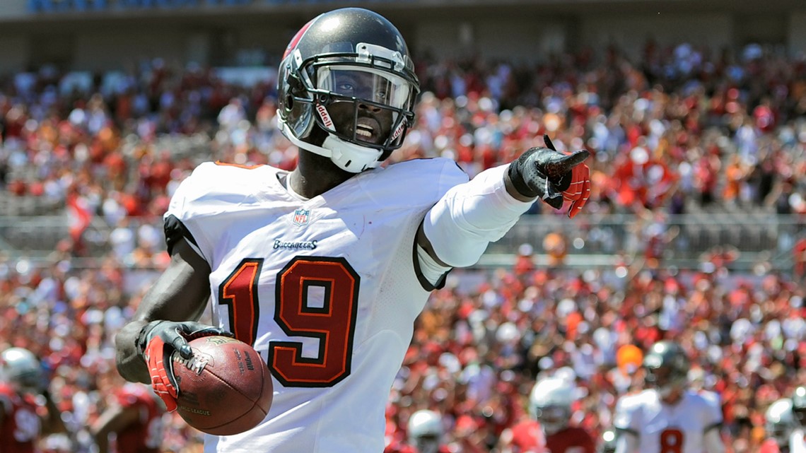 Ex-Bucs, Bills WR Mike Williams reportedly responsive after having life  support removed