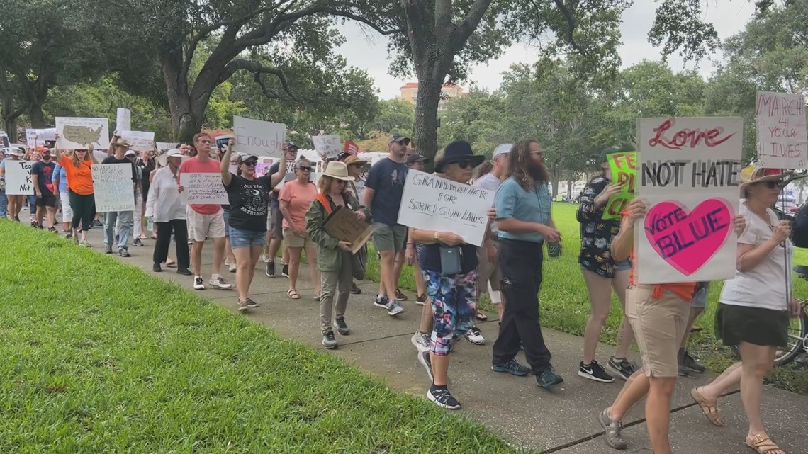 People in downtown St. Petersburg for March For Our Lives rally - Vimarsana News