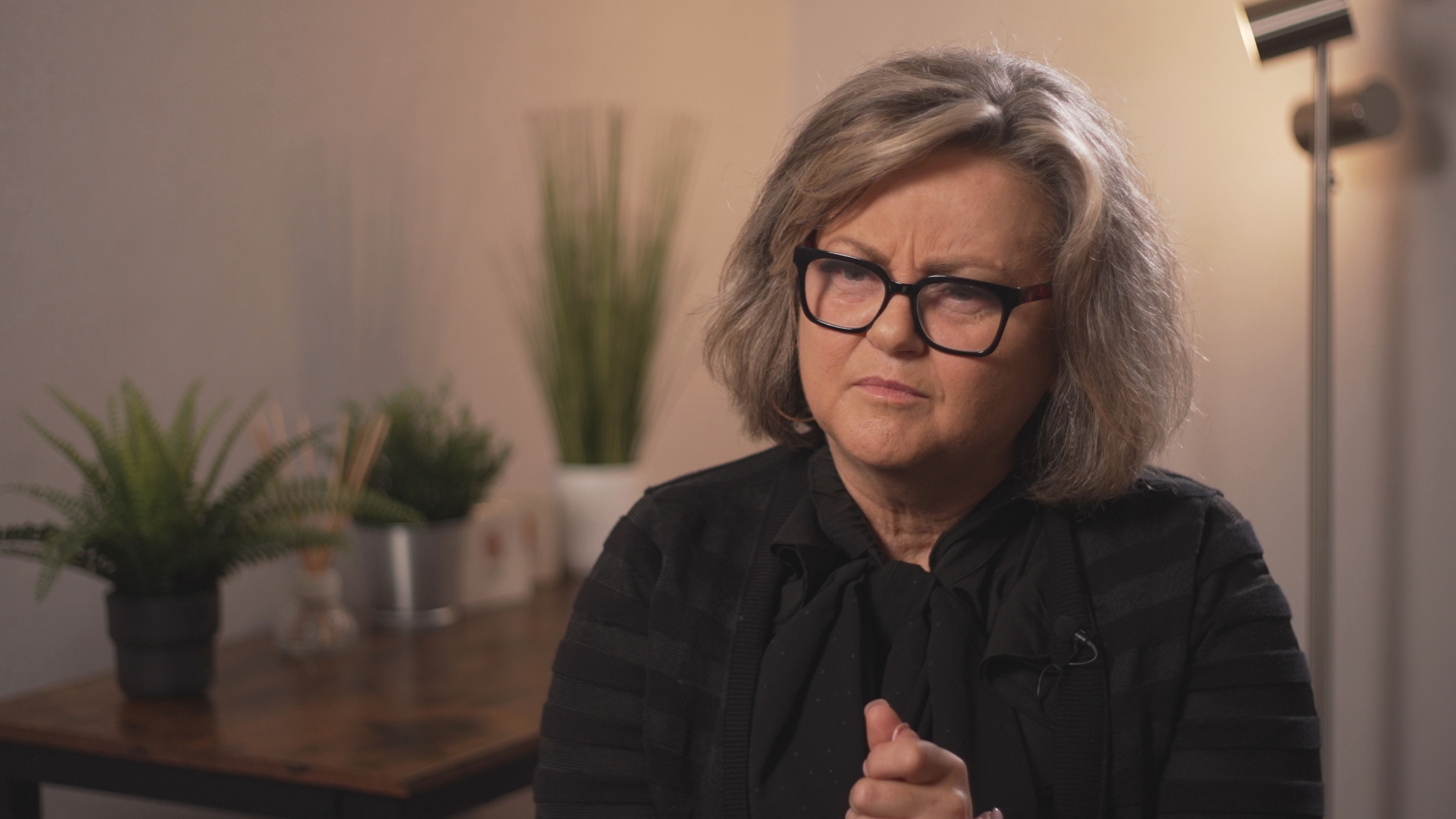 Vicki Yohe talks exclusively with 10 Investigates about her relationship with David Taylor, the head of Kingdom of God Global Church, arrested in an August FBI raid.