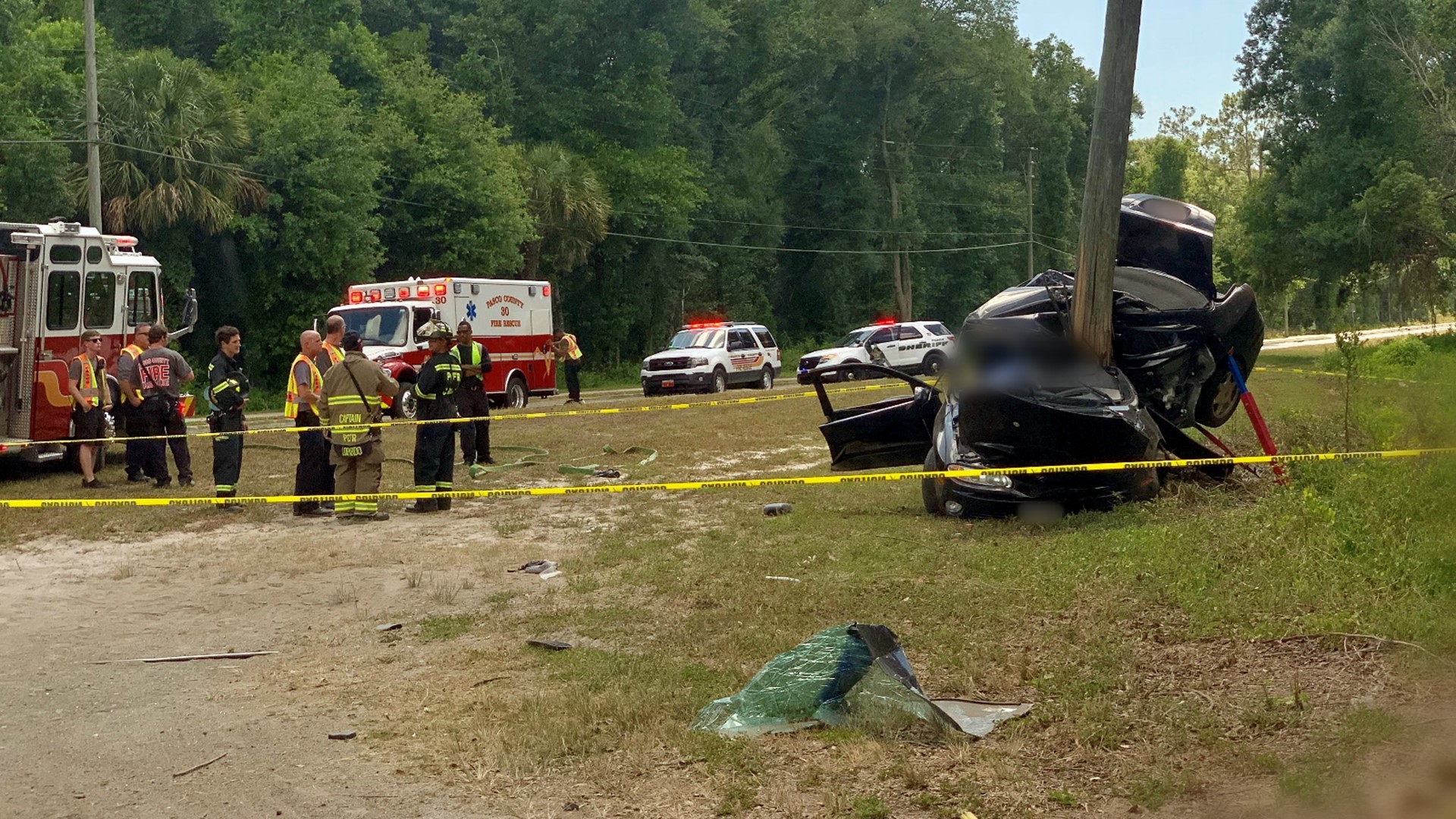 Deadly crash in Pasco County leaves car wrapped around a pole