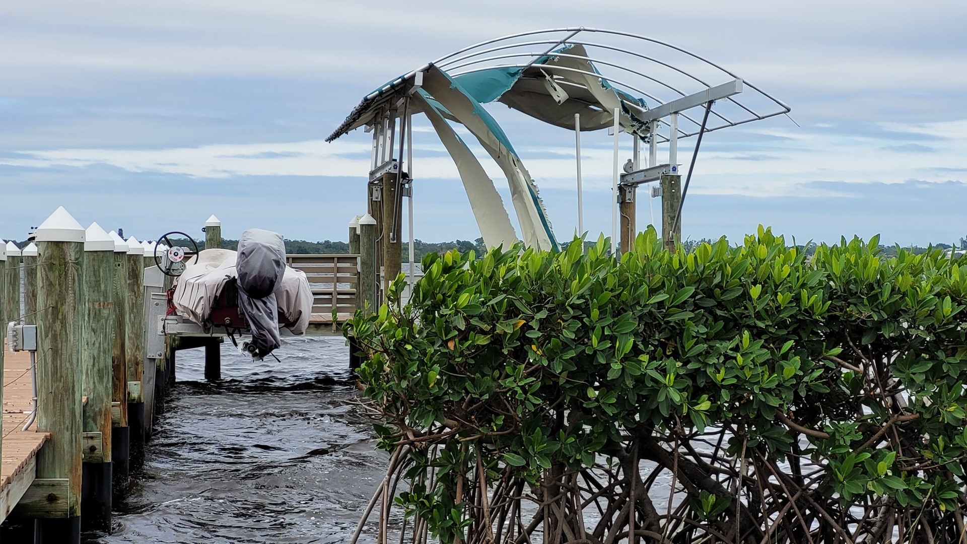 Hurricane Ian Damage In Bradenton Wtsp Com   Cc993ff0 9945 406d B168 Ae857b7622a7 1920x1080 