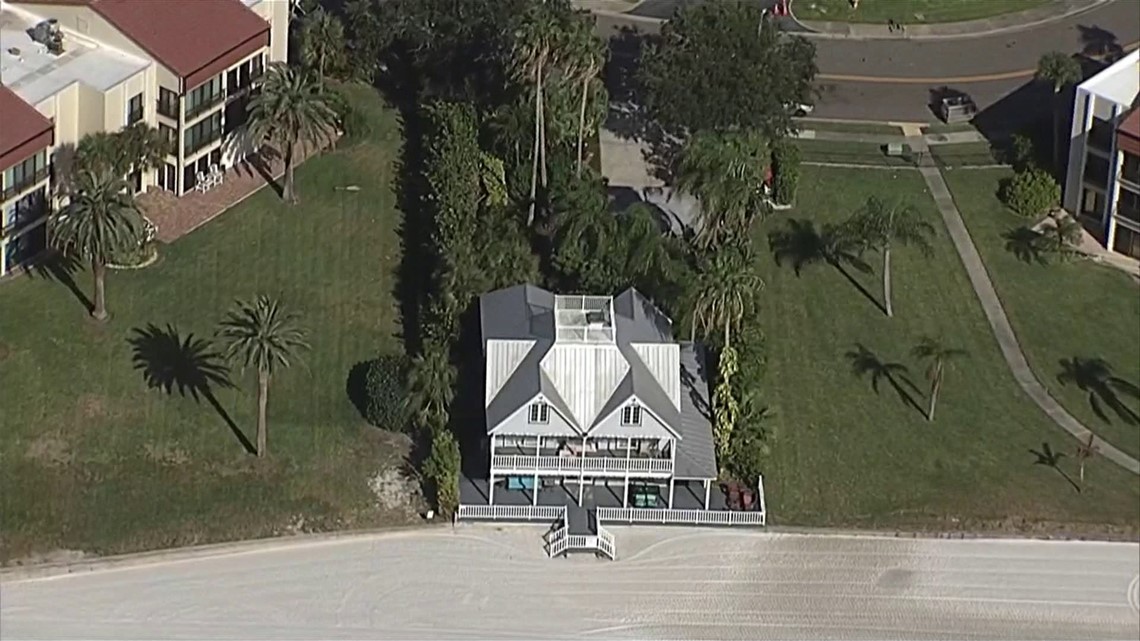 Clearwater's famed 'Holdout House' on sale for $6.9M - Vimarsana News