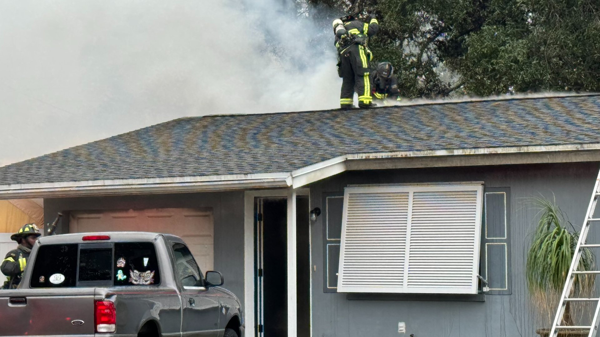 Fire at Clearwater home sends 1 man to hospital | wtsp.com