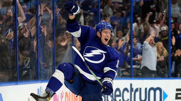 Ondrej Palat welcomed back to the Lightning lineup