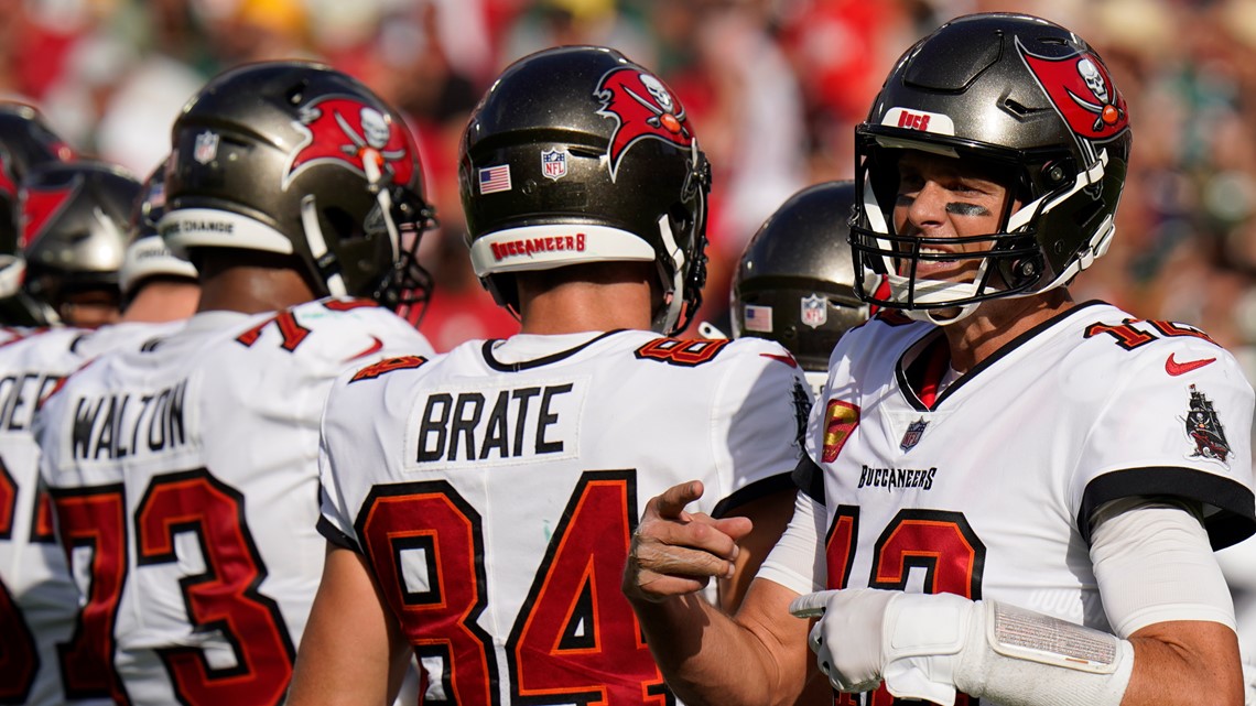 Tampa Bay Buccaneers practice in Miami and talk about Hurricane Ian impact;  Minneapolis selected as contingency site for Sunday's game