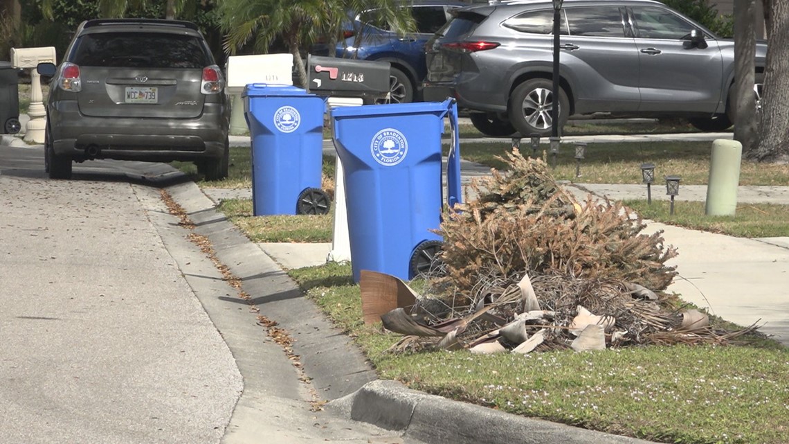 City of Bradenton suspends curbside recycle pick up - Vimarsana News