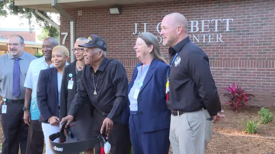 Polk County school media center dedicated to WWII veteran - Vimarsana News