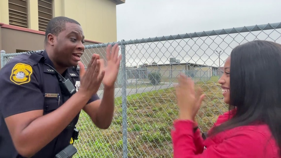Tampa's Young Middle School SRO helping students