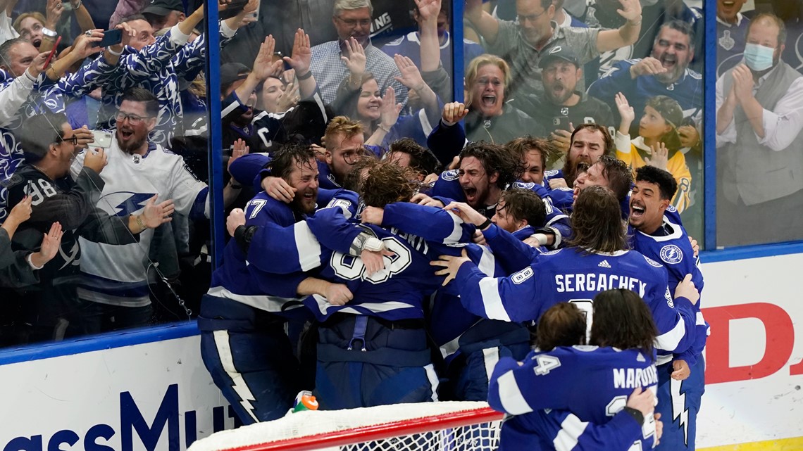 Lightning secure 2nd Stanley Cup in franchise history after