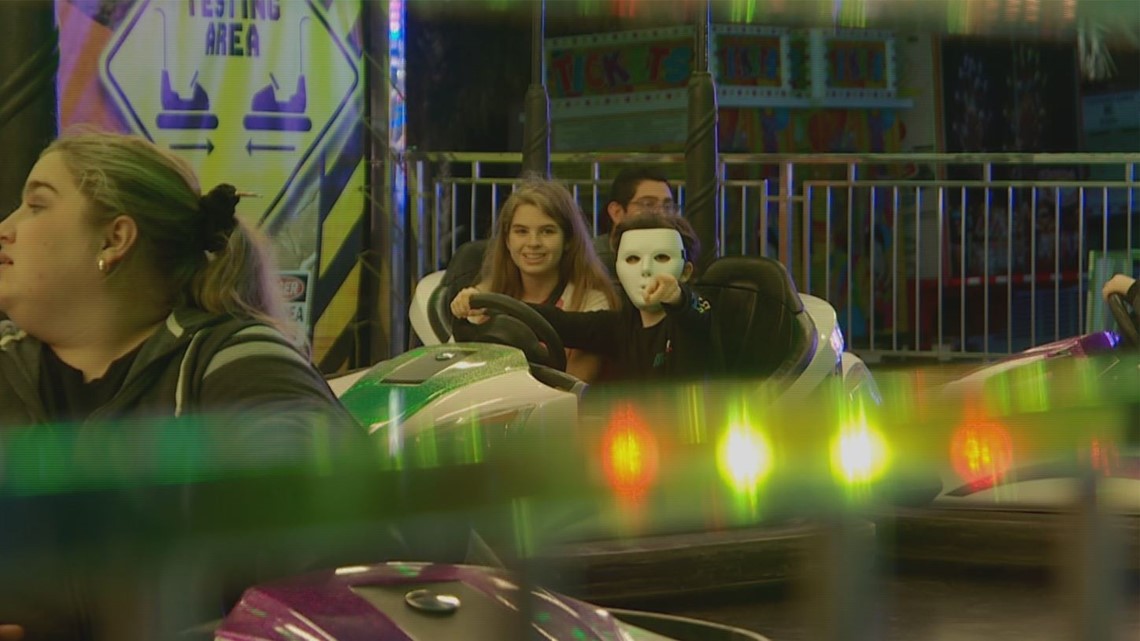 Halloween in Florida arrives when state sees low COVID-19 cases - Vimarsana News
