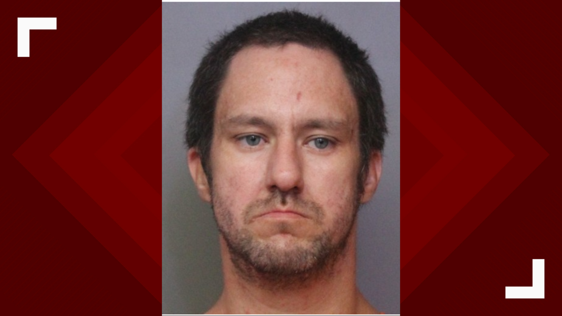 Florida man calls 911 to get out of shift at Hardees | wtsp.com