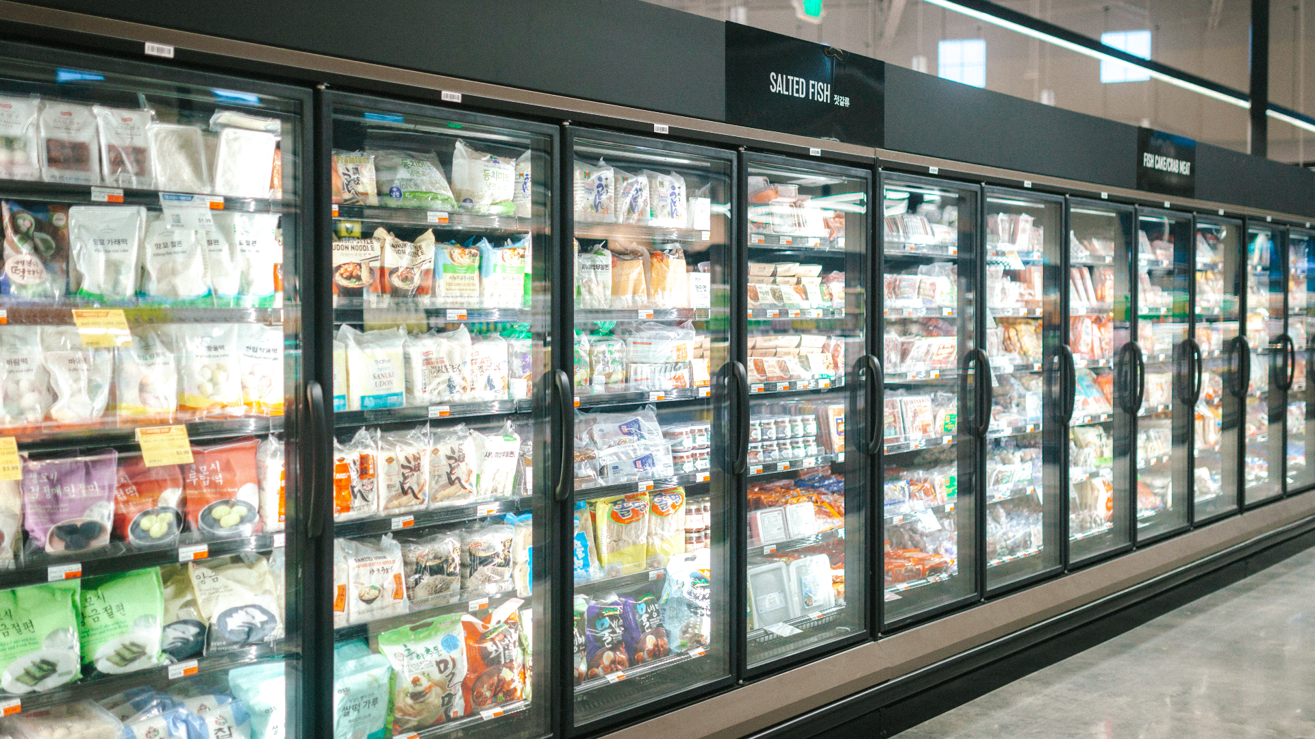 Popular Asian grocery store Lotte Plaza Market opens in Tampa | wtsp.com