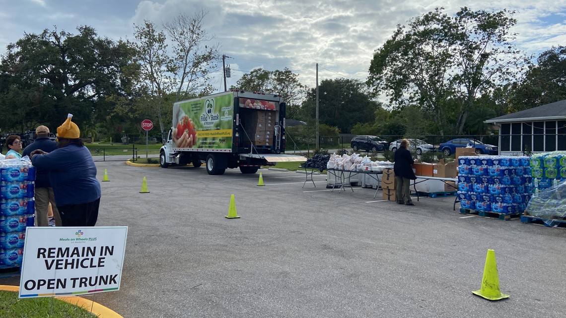 Local charity groups distributing food items for Thanksgiving - Vimarsana News