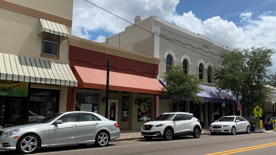 Tarpon Springs dedicates marker to Historic District | wtsp.com