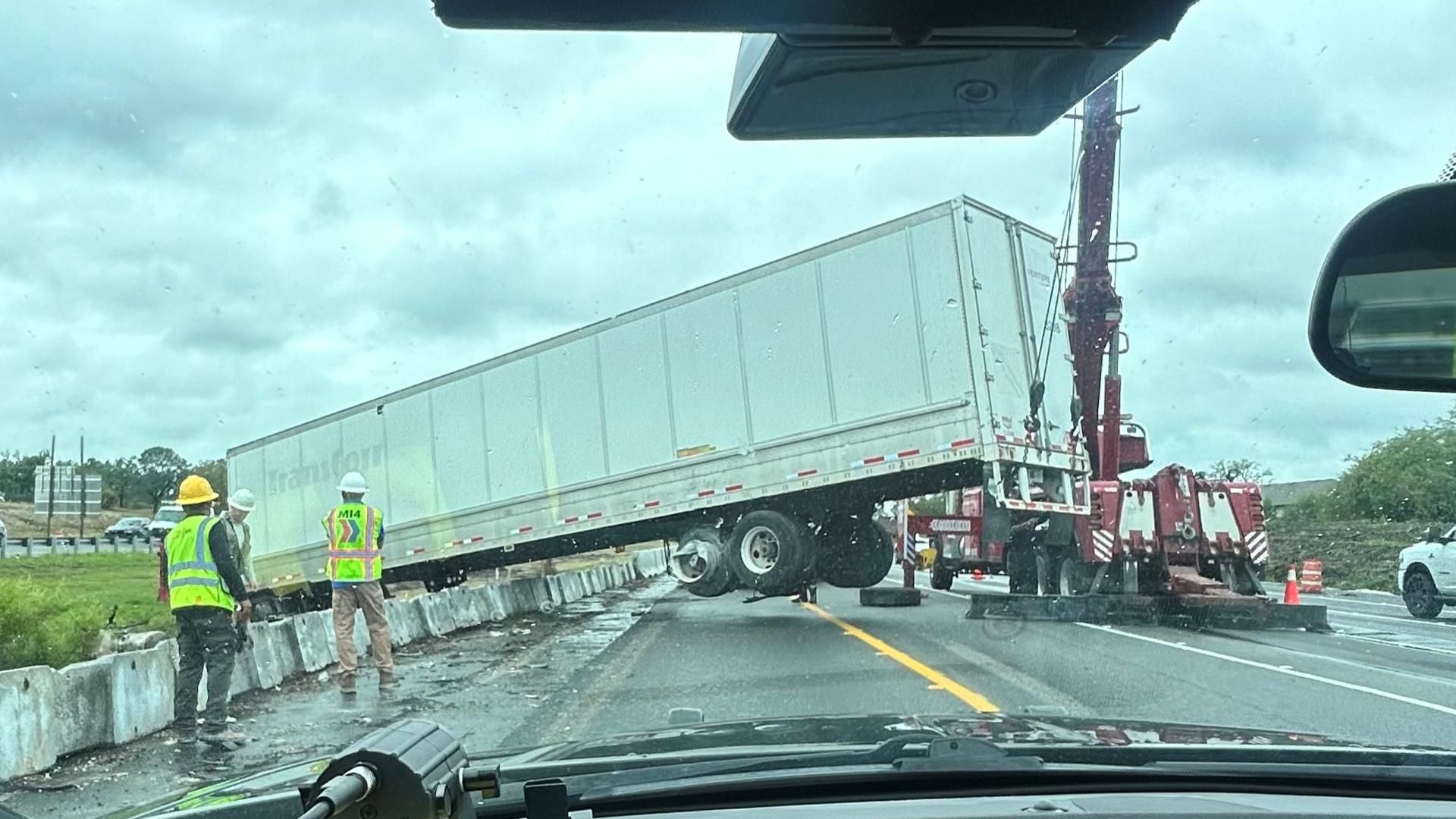 I-4 crash involving hazardous materials causing traffic delays in Polk ...