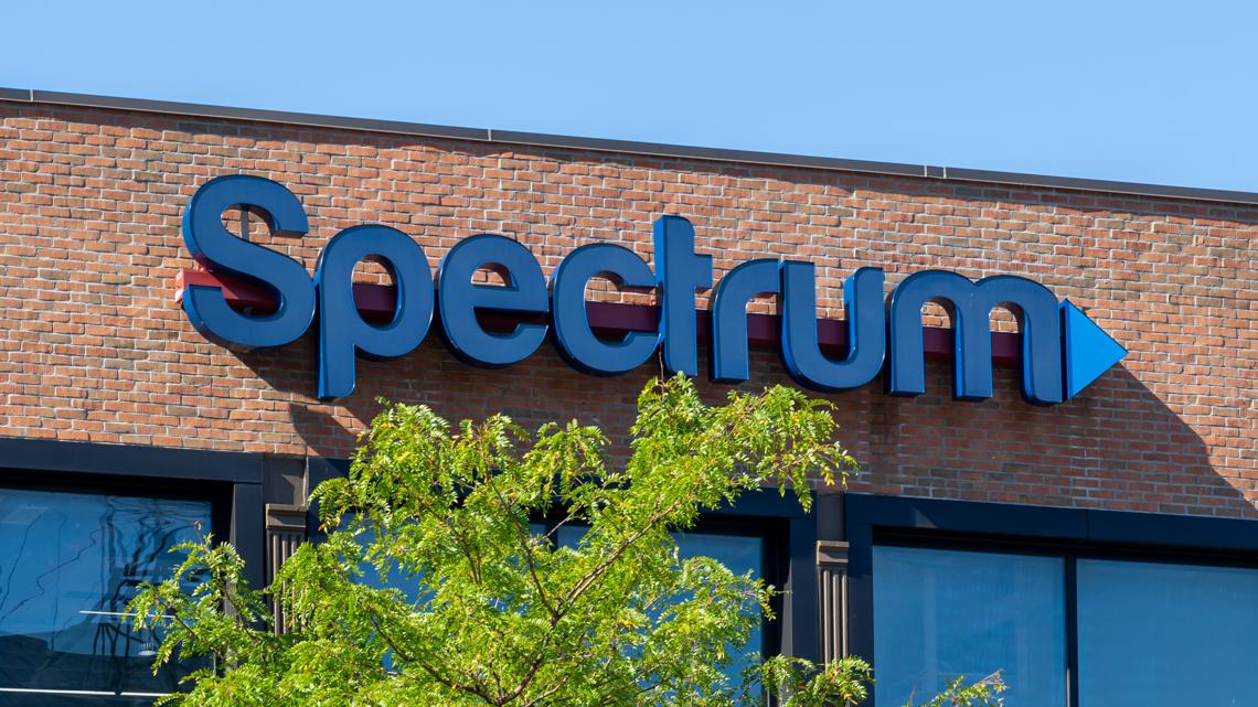 Clearwater Spectrum employee arrested for sending customer's nude video to himself: Affidavit