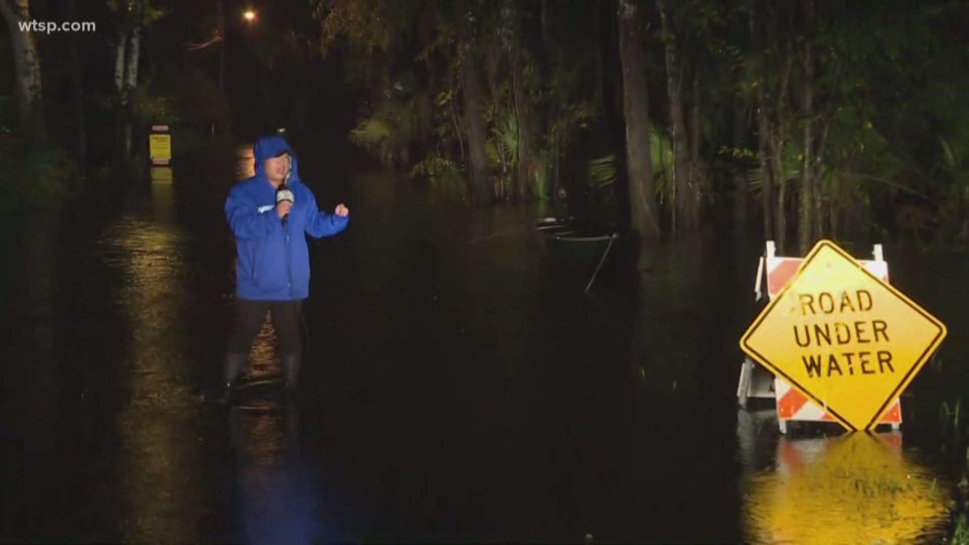 Neighbors on River Drive in Lithia are being forced to use canoes and boats to get to their cars.

The Alafia River is spilling over its banks with current levels at 14.7 feet. Flood stage is 13 feet.  https://on.wtsp.com/2z1SvR5