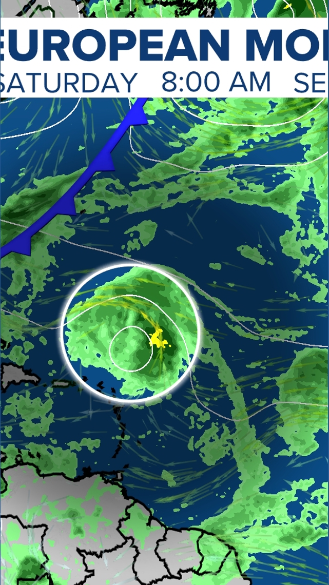 Tracking the Tropics: National Hurricane Center watching wave off ...