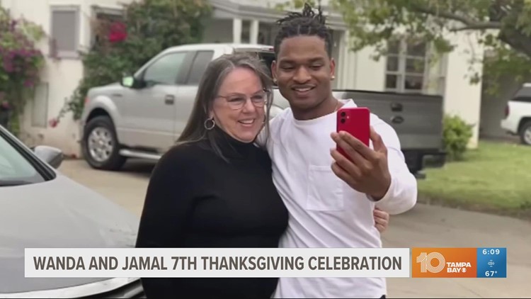 Wanda and Jamal celebrate 7th Thanksgiving together after wrong text goes viral